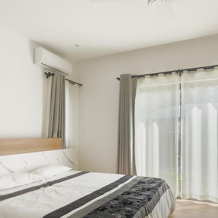 Residence Coastal View - Privilege Appartement In The Heart Of Grand-Baie Dış mekan fotoğraf